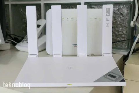 Huawei Wi-Fi AX3 Quad Core İncelemesi