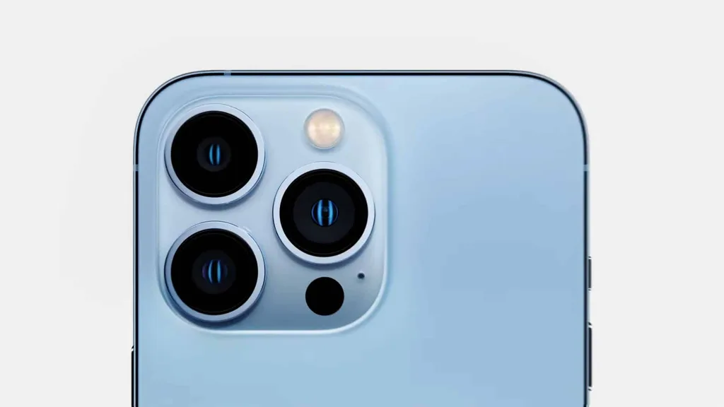 iPhone 13 Pro Max üç yeni Sony kamera sensörü taşıyor