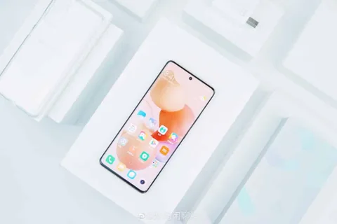 Xiaomi Civi 32 megapiksel ön kamerayla gelecek