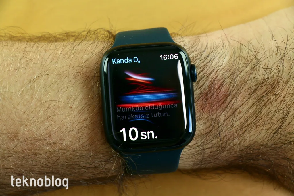 Apple Watch Series 8 için kanda şeker düzeyi ölçümü işareti