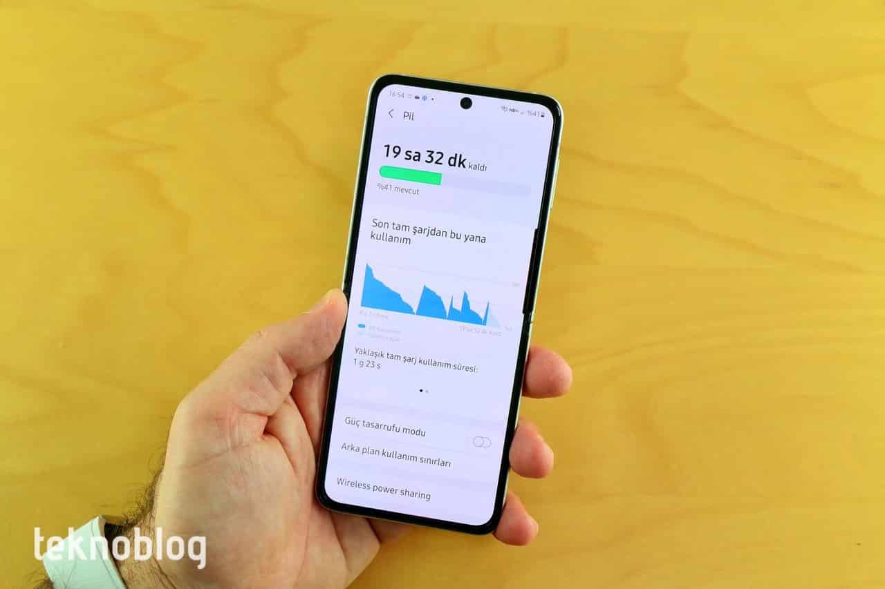 Samsung Galaxy Z Flip 3 İncelemesi