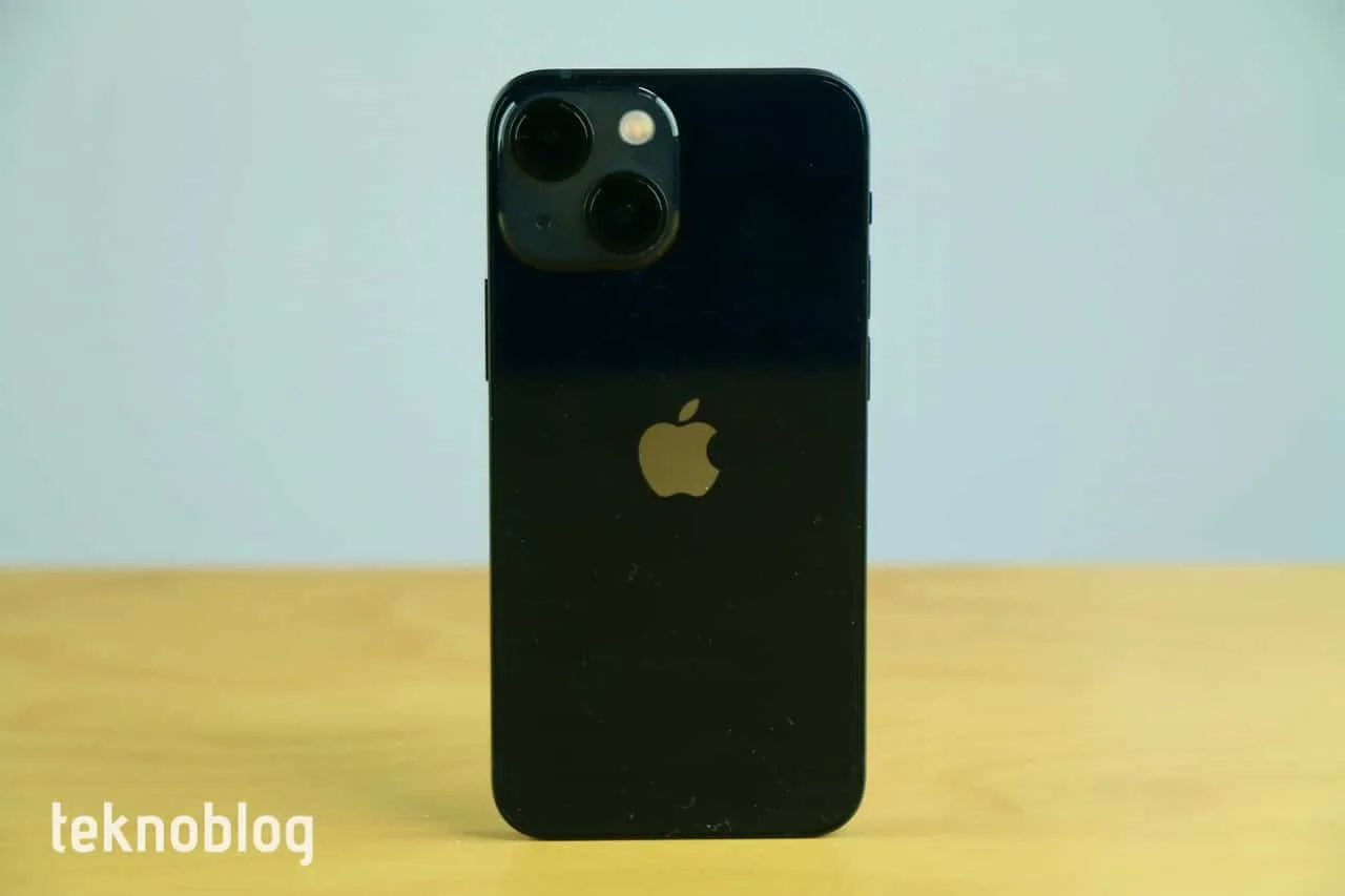 Apple iPhone mini modelleriyle vedalaştı
