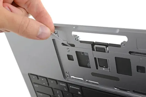 2021 model M1 Pro ve M1 Max MacBook Pro ile ilgili söküm detayları