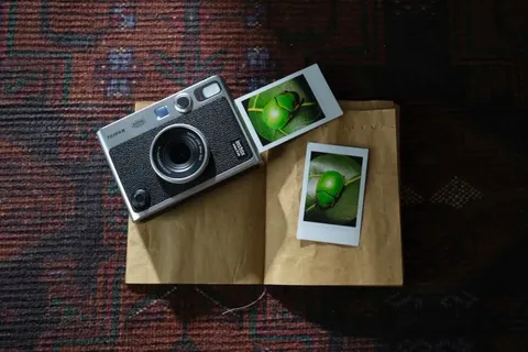 Fujifilm Instax Mini Evo fotoğraf makinesi tanıtıldı