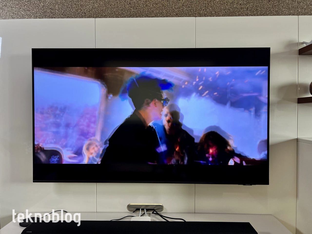 Samsung AU8000 4K TV İncelemesi