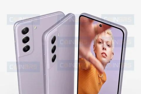 Galaxy S21 FE sızıntısı cihazı farklı açılardan gösteriyor