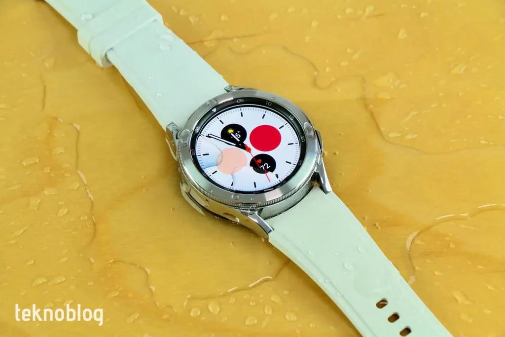 Galaxy Watch 4’ün Google Asistan desteği için beklenen açıklama geldi