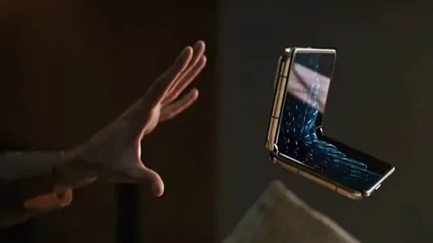 Oppo’dan katlanabilir ekranlı Find N için video paylaşımı