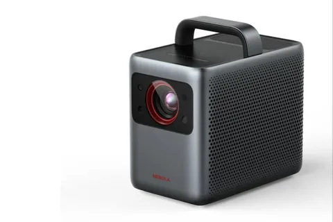 Nebula Cosmos Laser 4K: Anker’den Android TV’li projektör
