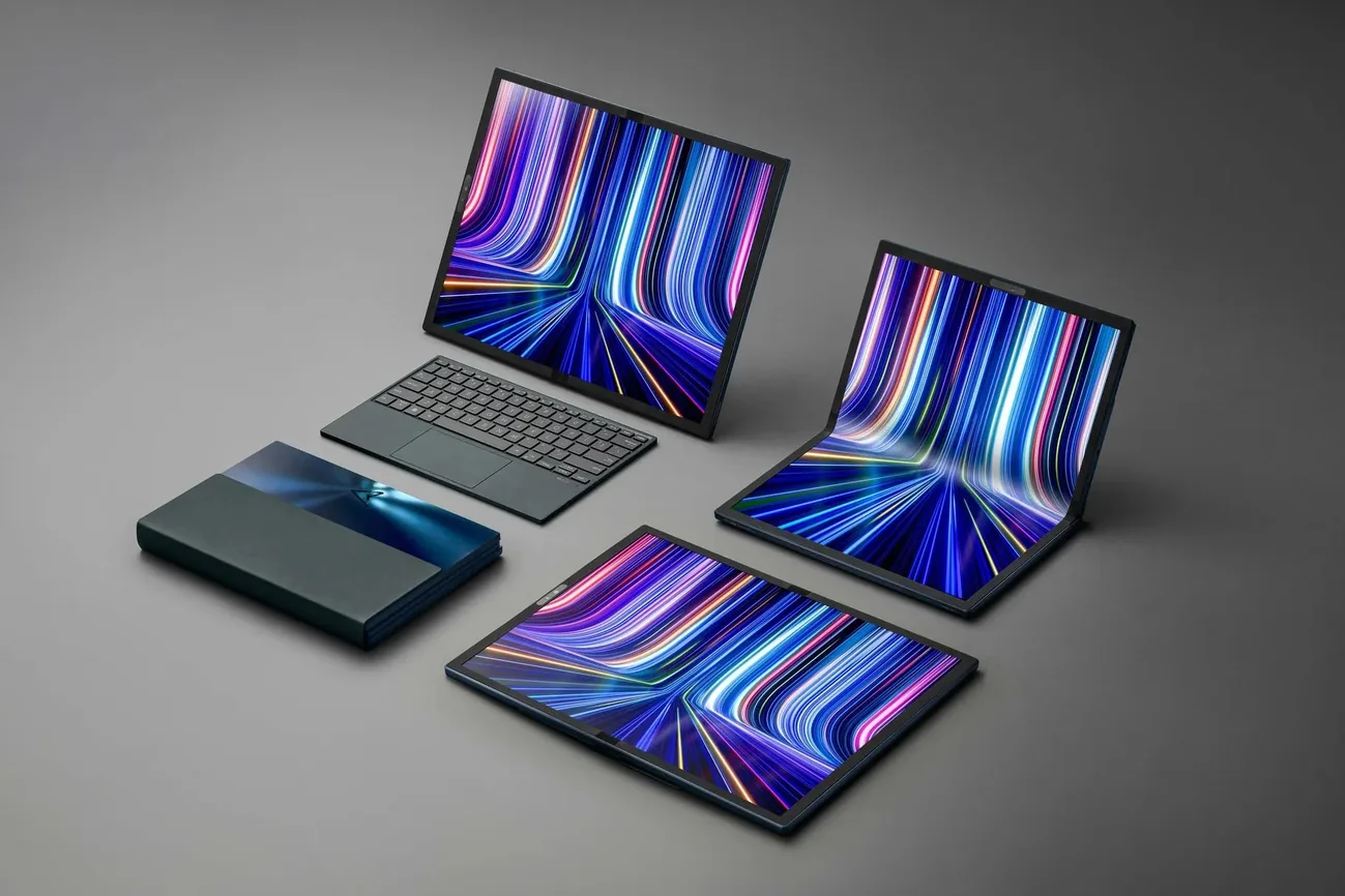 Asus Zenbook 17 Fold OLED ile ilk katlanabilir cihazını çıkarıyor