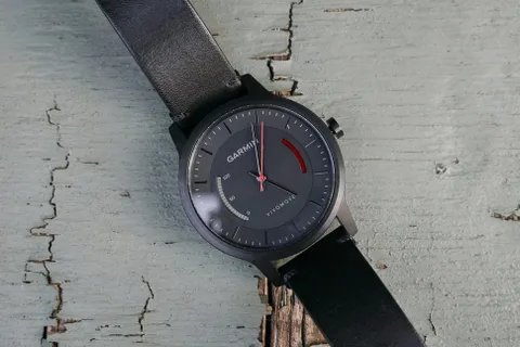 Garmin Vivomove Sport ile eski ve yeniyi buluşturuyor