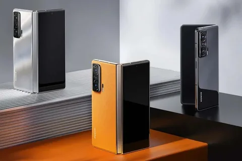 Honor Magic V tanıtıldı: Katlanabilir ekran, özel kamera sistemi
