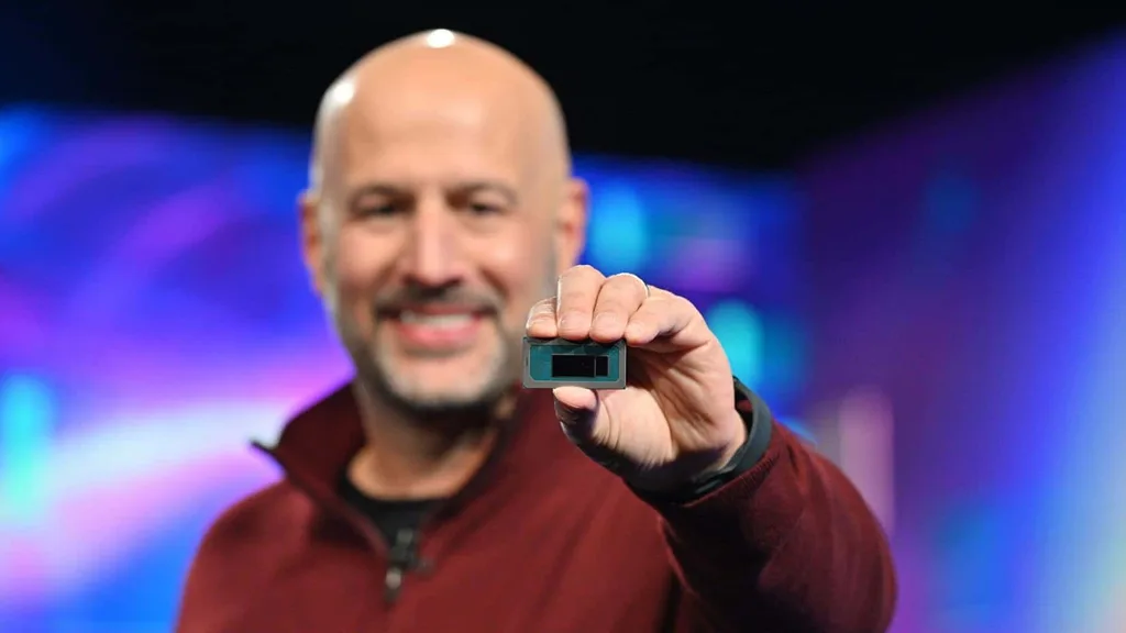 Intel 12. nesil Alder Lake serisi ilk laptop işlemcilerini duyurdu