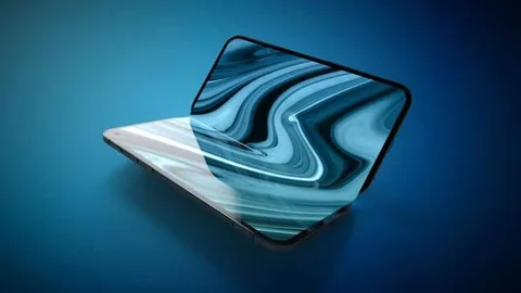 Apple farklı katlanabilir iPhone prototiplerini test ediyor