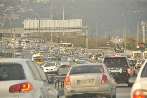 Otomobil ÖTV vergi oranları için yeni düzenleme Resmi Gazete’de yayımlandı