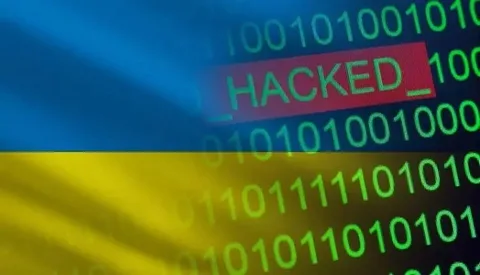 Ukrayna gizli veri ve sunucularını ülke dışına taşıyabilir