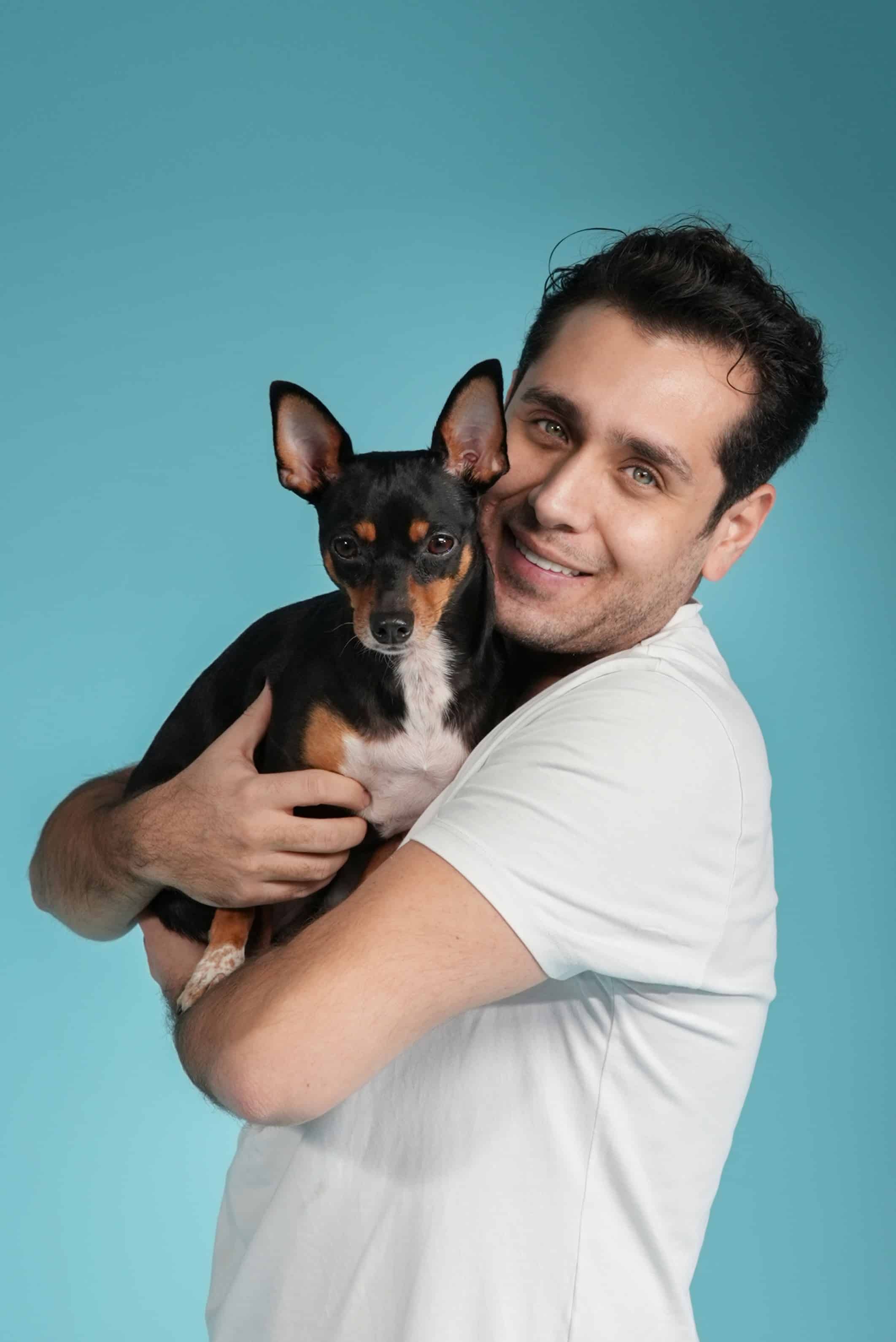 Oppo’dan Reno 6 için ünlülerin evcil hayvanları ile dikkat çekici tanıtım projesi