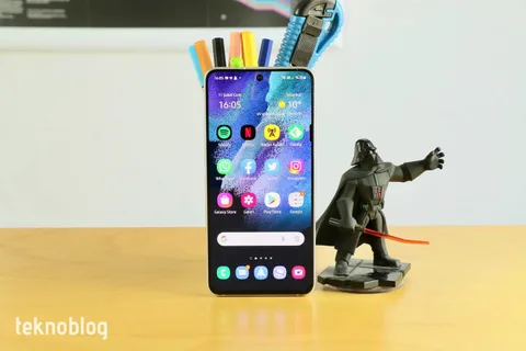A101 5 Aralık 2024 haftası ürünleri arasında Redmi 13 ve Galaxy S21 FE dikkat çekiyor