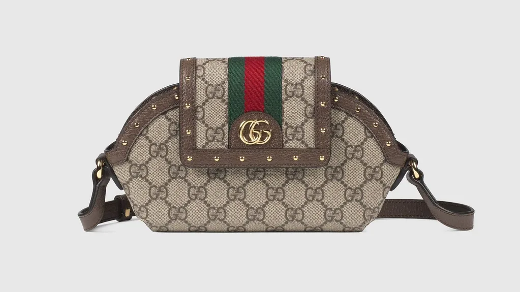 Gucci’den kulaklığın kendisinden daha pahalı özel AirPods Max taşıma kılıfı