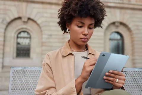 Lenovo’nun MWC 2022’de duyurduğu yeni IdeaPad dizüstü bilgisayarlar