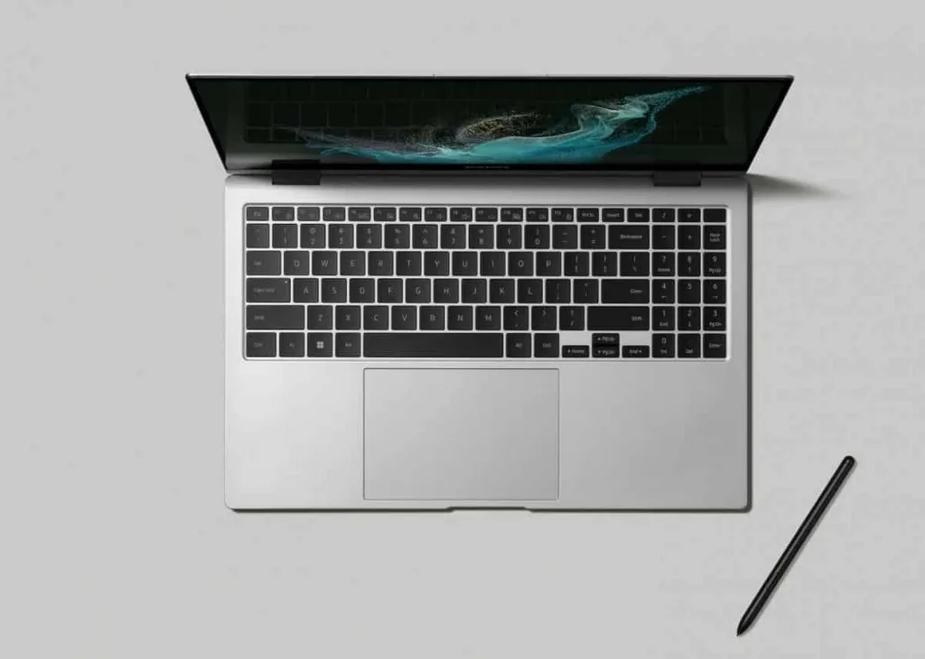 Galaxy Book 3 Pro’da hafif kasa değişmeyecek, ekranlar büyüyecek