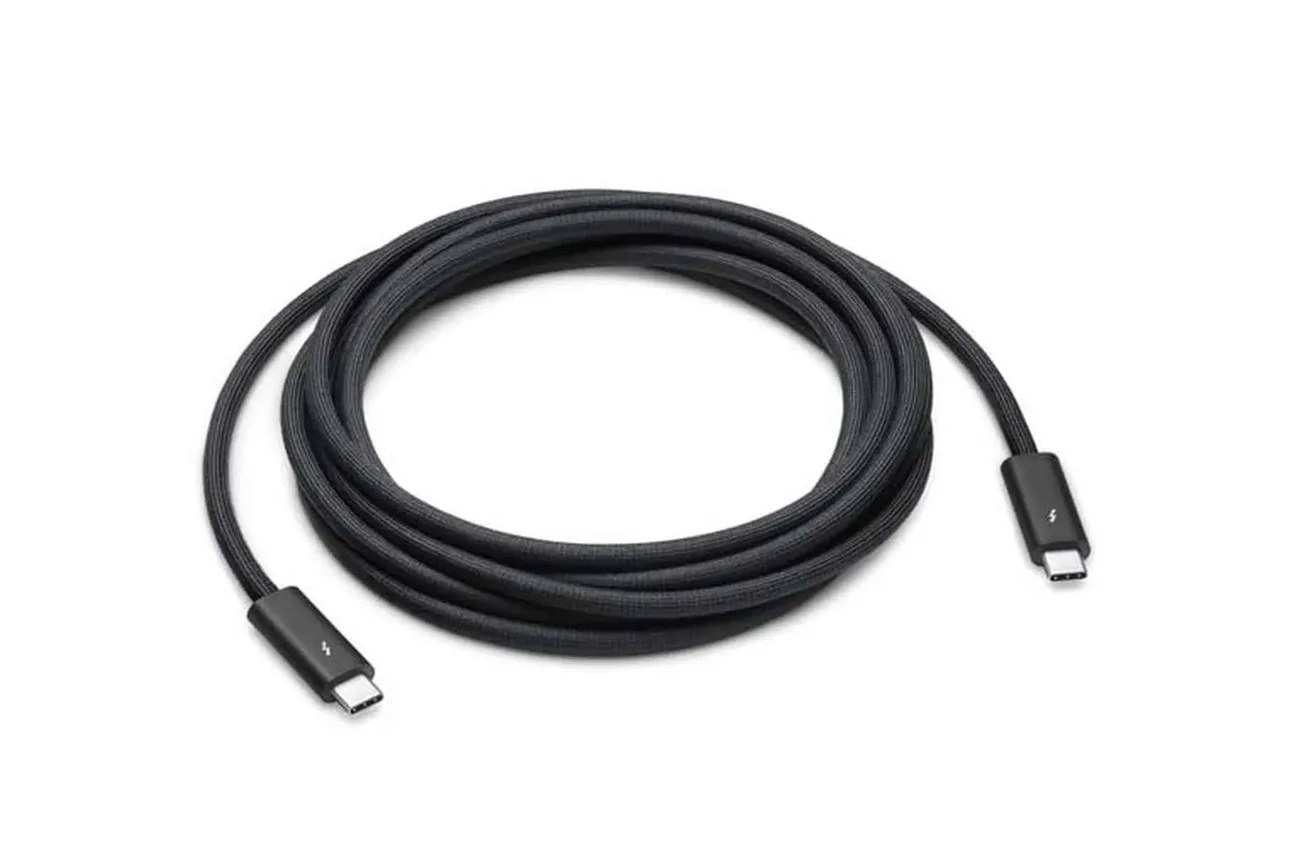 Apple’dan 3 metrelik ve yaklaşık 2700 TL fiyatlı Thunderbolt 4 Pro kablosu