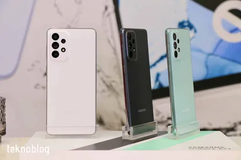 Galaxy A53 için en yeni Android güvenlik yamasının dağıtımı başladı