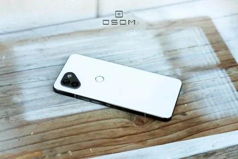Osom OV1 ile tanışın: Essential Phone arkasındaki ekipten yeni bir telefon