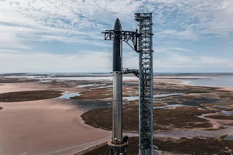 SpaceX Starship’in yörünge testi için hedef tarih belirledi