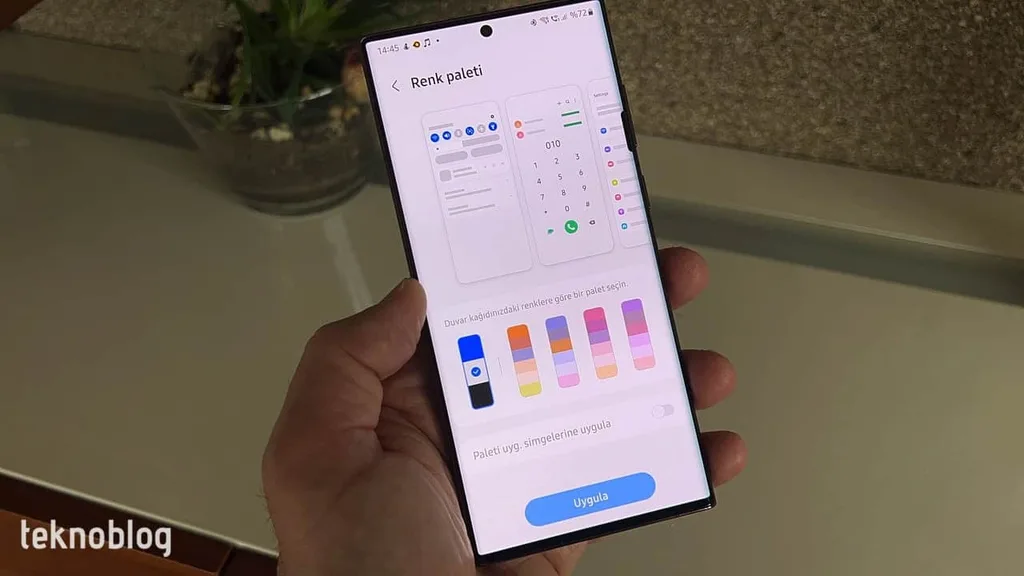 Samsung’un One UI 5.0 sürümünde iOS 16 benzeri kilitli ekran özelleştirmeleri gelecek