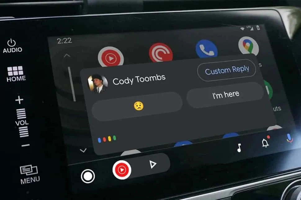 Google Akıllı Yanıt özelliğini Android Auto’ya getirdi