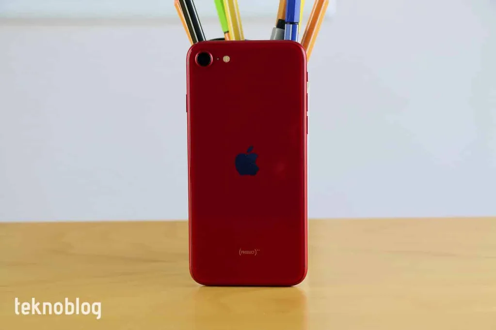 iPhone SE (2022) İncelemesi