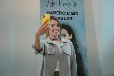 Netflix Kuş Uçuşu dizisinin yayın tarihini duyurdu, ilk kareleri paylaştı