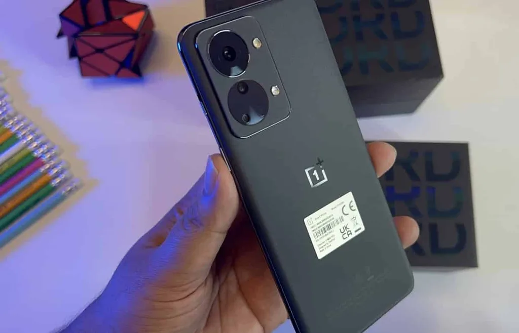 OnePlus Nord 2T kutu açma videosunda görüldü
