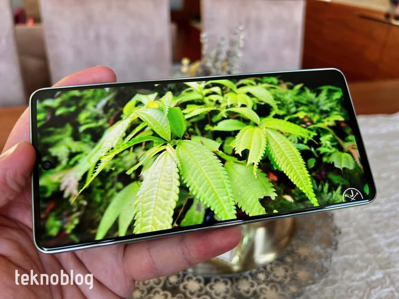 Samsung Galaxy A73 5G İncelemesi