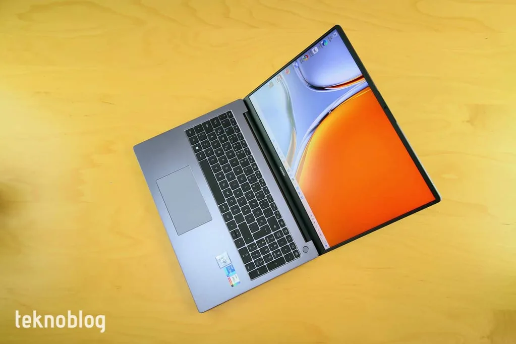 Huawei MateBook D16 (2022) İncelemesi