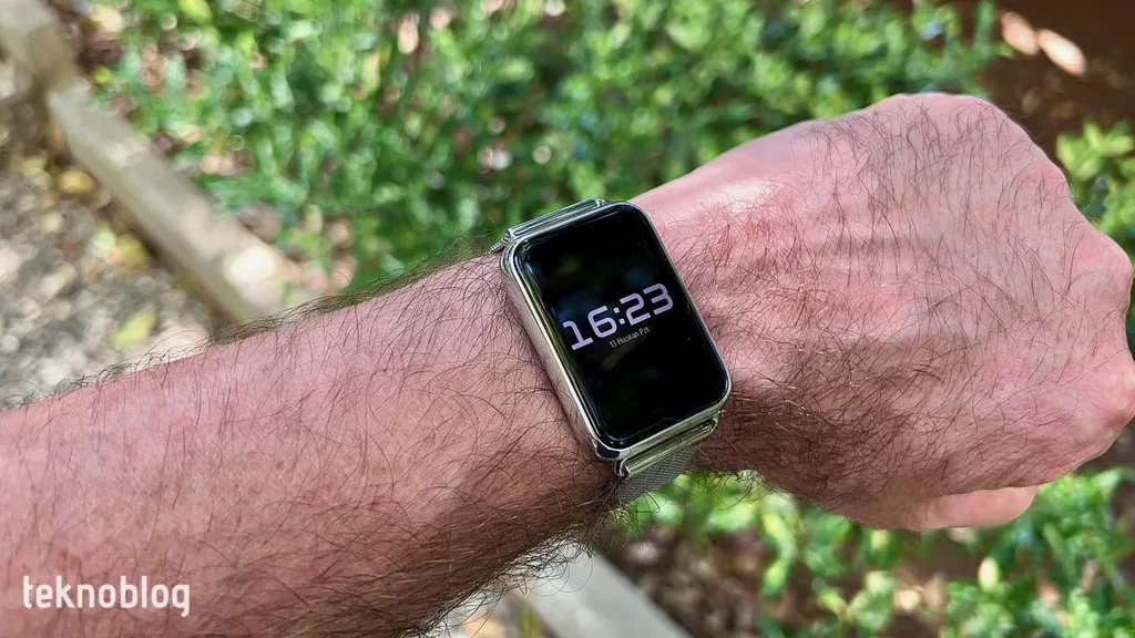 Huawei Watch Fit 2’nin dikkat çeken tasarım ve egzersiz detayları