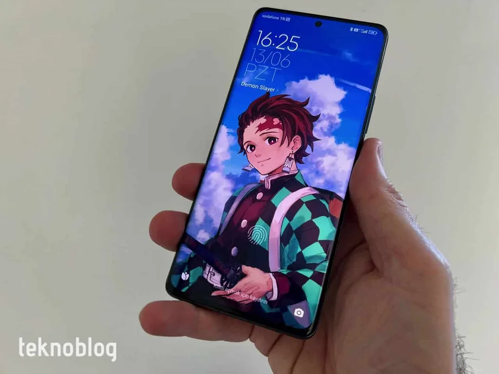 Xiaomi 12 Pro için yeni bir indirim fırsatı var