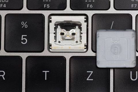 apple kelebek klavye
