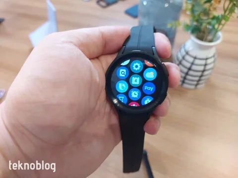 Wear OS’in yeni Google Play Store tasarımı dağıtımda