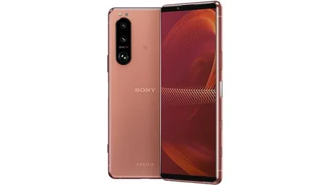 Sony’nin yeni telefonu resmi kayıtlarda boy gösterdi