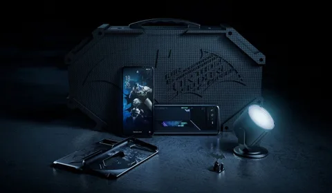 Asus ROG Phone 6 ve 6D’ye Batman dokunuşu