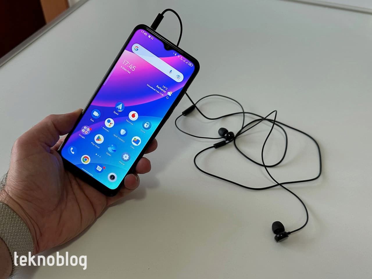 TCL 30 SE İncelemesi