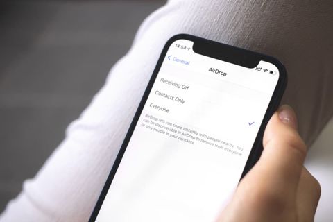 apple airdrop