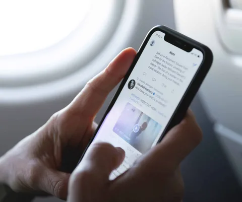 Avrupa uçaklarda 5G üzerinden telefon kullanımına izin veriyor