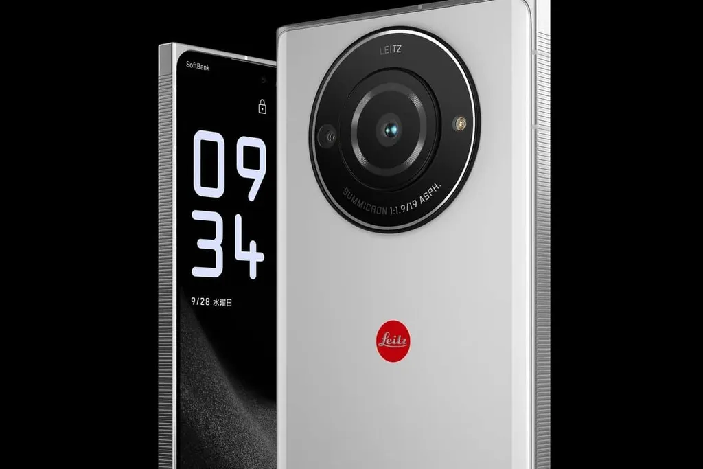 Leica Leitz Phone 2, Sharp Aquos R7’yi kırmızı nokta ile birlikte yeniden sunuyor
