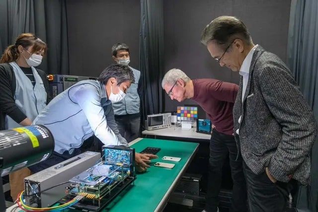 tim cook apple sony