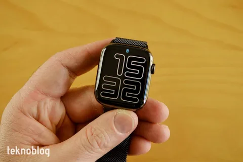 Apple Watch Series 8 bu hafta A101’in öne çıkan elektronik ürünleri arasında