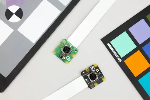 Raspberry Pi otomatik odaklı ve yüksek çözünürlüğe sahip yeni kamera modülünü tanıttı