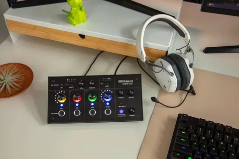 Roland Bridge Cast ile internet yayıncılarına güçlü bir ses aracı sunuyor